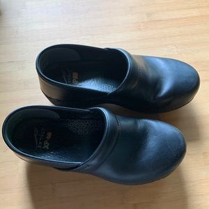 Dansko XP 2.0 size 39
